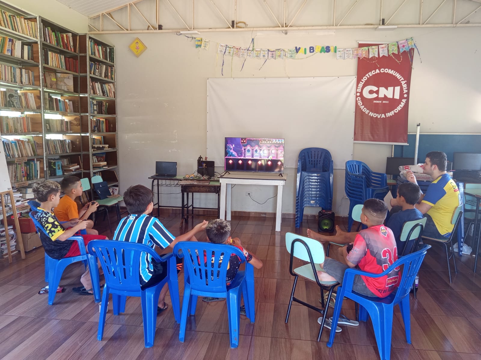 Torneio gratuito de Brawlhalla reúne crianças na Biblioteca Comunitária CNI, no Cidade Nova